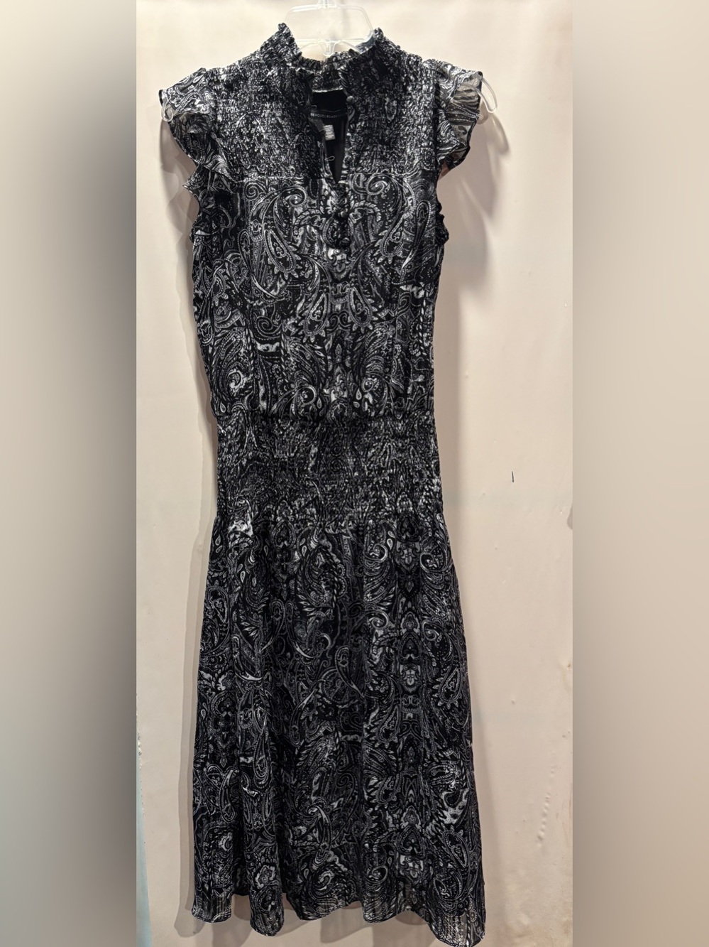White House Black Market Metallic Paisley Print Ruffle Smocked Midi Dress Sz XS